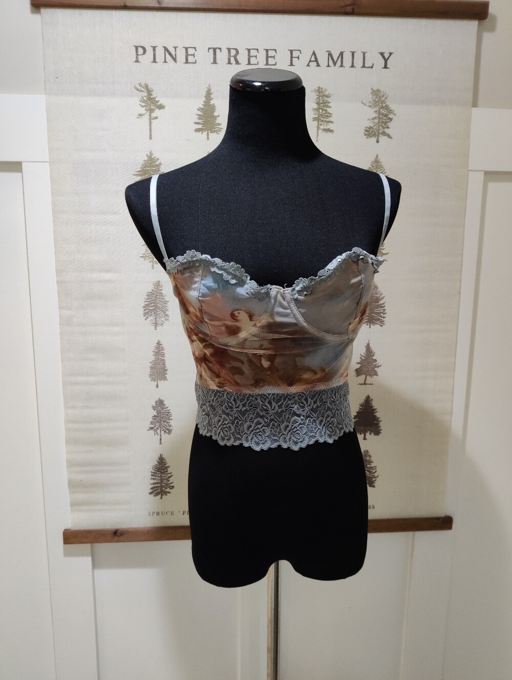 Urban Outfitters Out From Under Renaissance Cherub Angel Mesh Lace Corset Top M